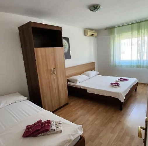 شقة Live In سبليت